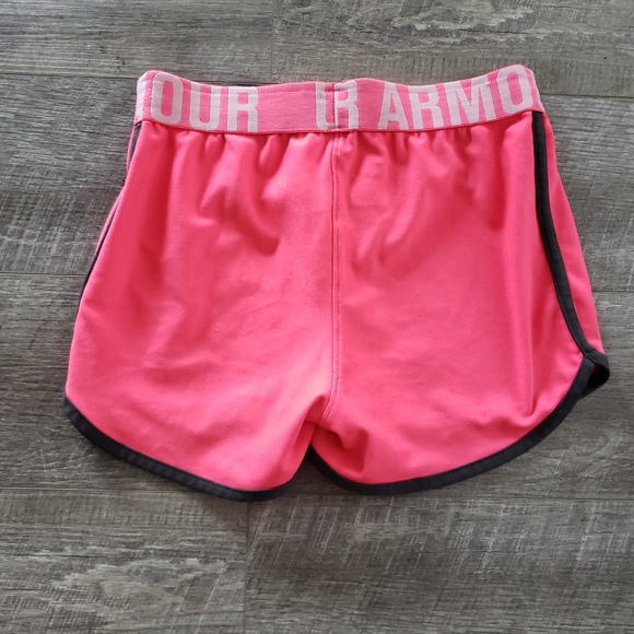 Girls Med Loose Fitting Shorts - Picture 2 of 3